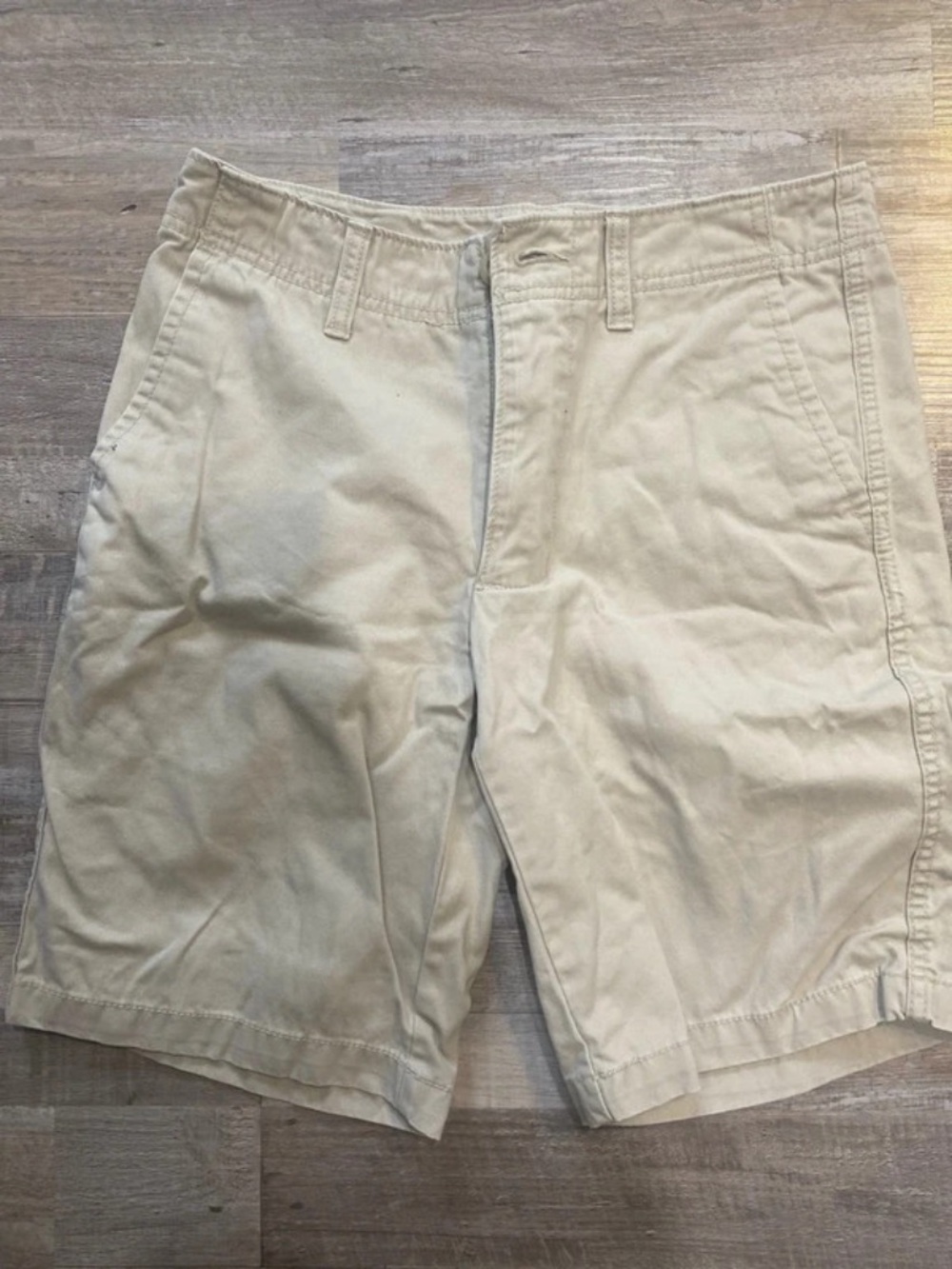 Old Navy Men's Light Cream Flat Front Shorts